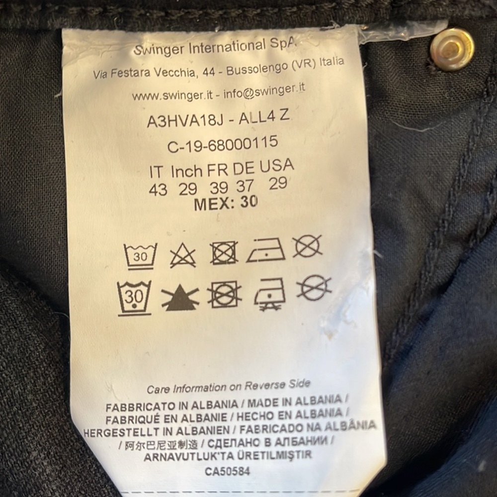 Genuine Versace Jean Shorts - Picture 9 of 9